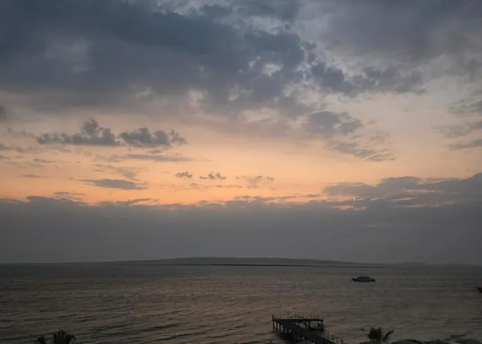 Florenza Khamsin Sea Front Daire *