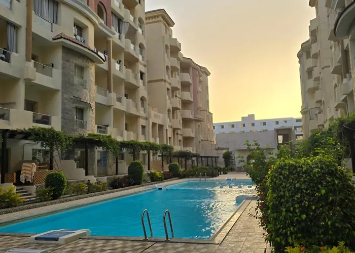 Florenza Khamsin Sea Front